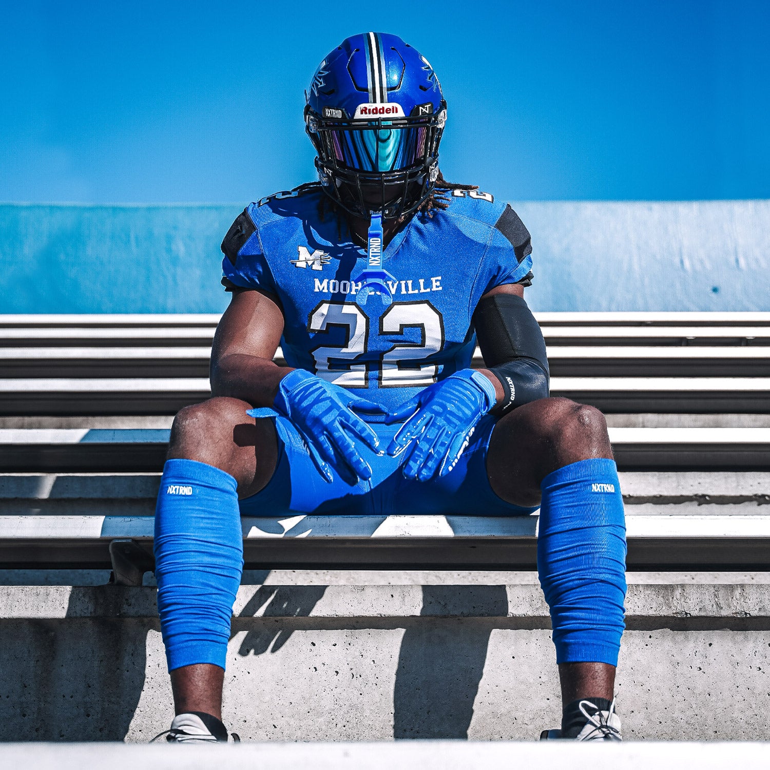 NXTRND Scrunch Football Leg Sleeves Blue