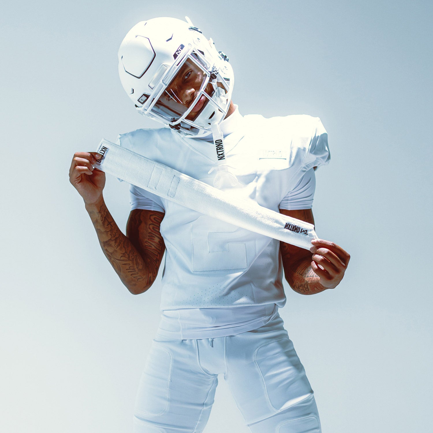 Nxtrnd Streamer Football Towel White