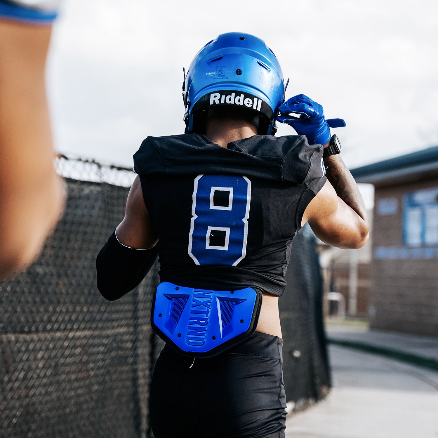 NXTRND B-PLATE® Football Back Plate Chrome Blue