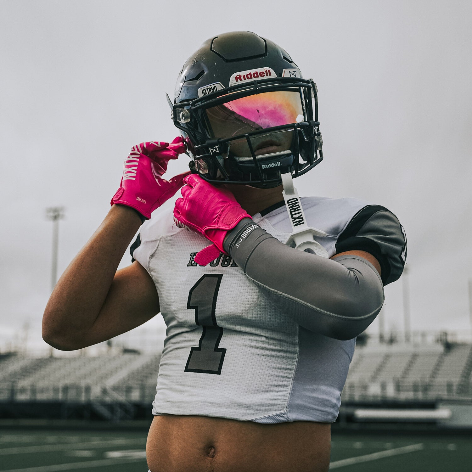 NXTRND G1® Youth Football Gloves Pink