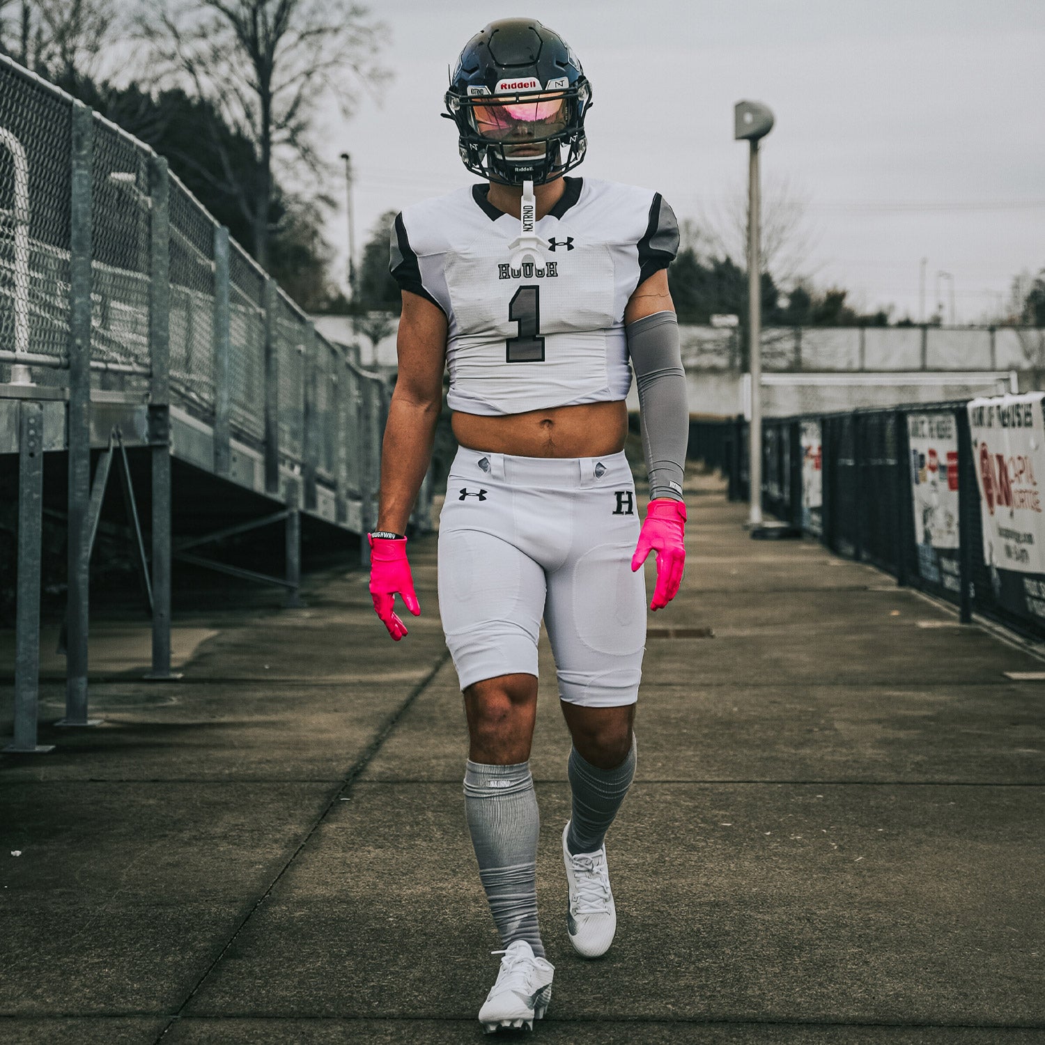 NXTRND G1® Youth Football Gloves Pink