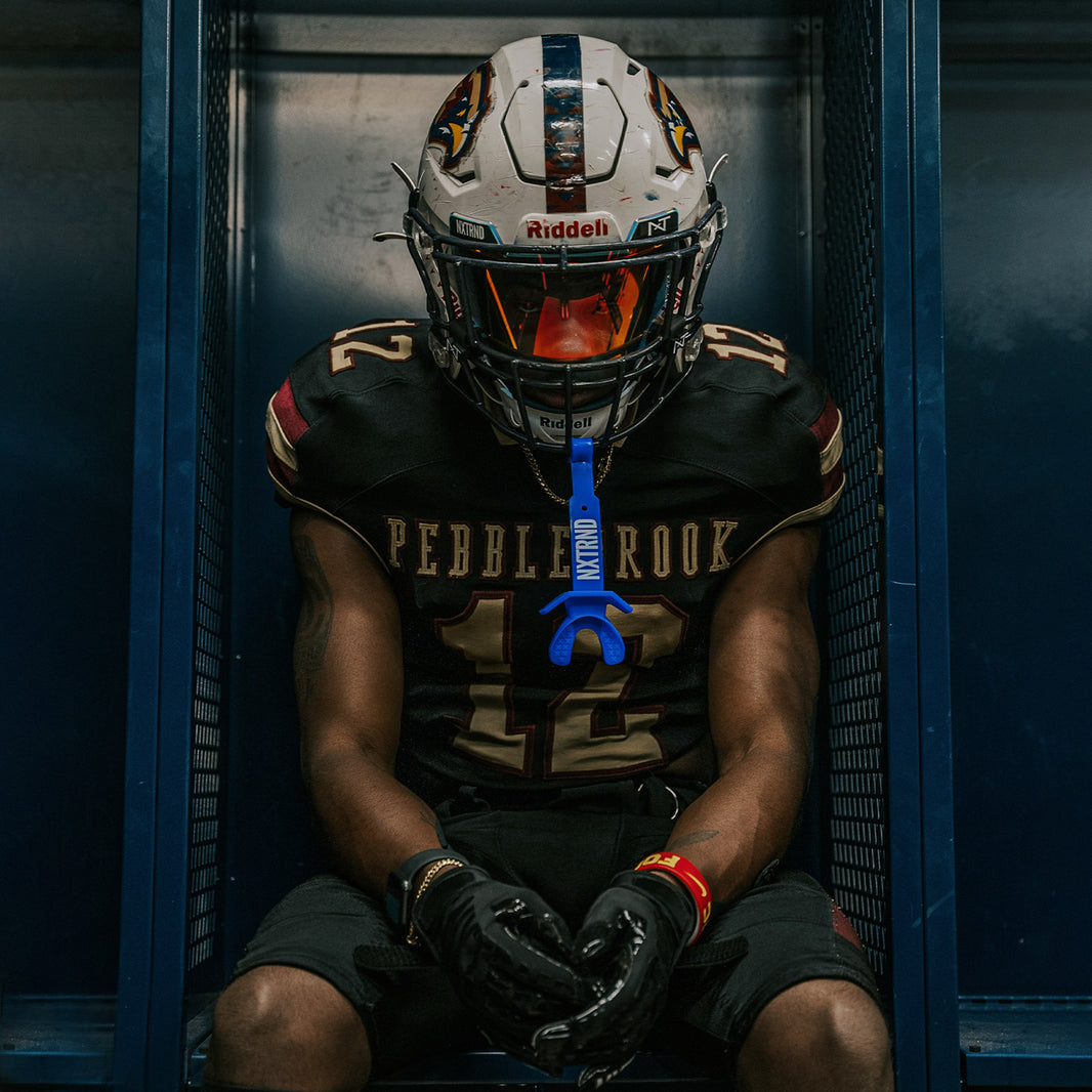 NXTRND VZR3™ Clear Red Football Visor