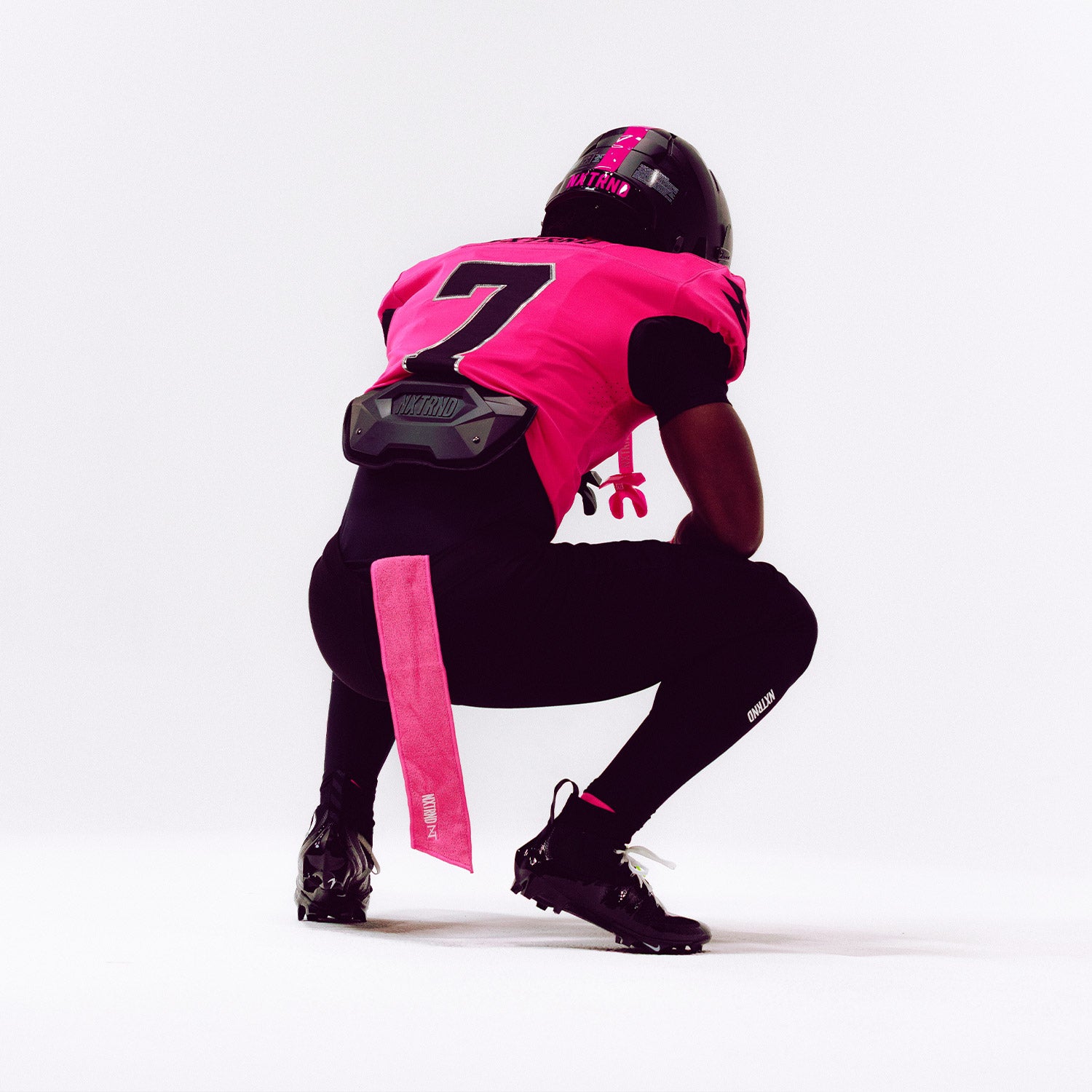 Nxtrnd Streamer Football Towel Pink