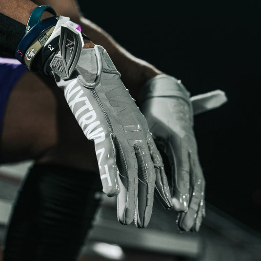 NXTRND G1™ Football Gloves Grey