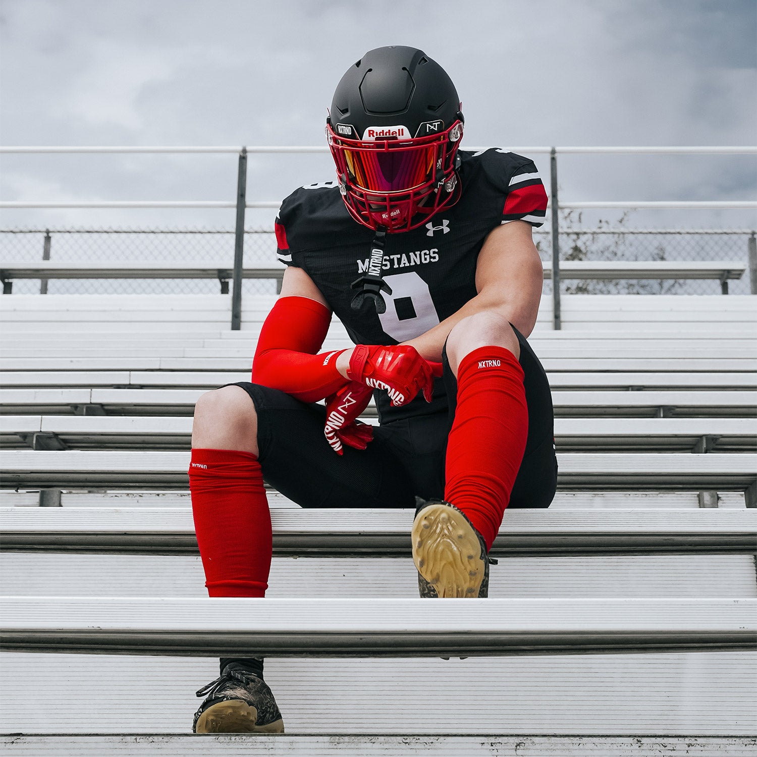 NXTRND G1® Football Gloves Red