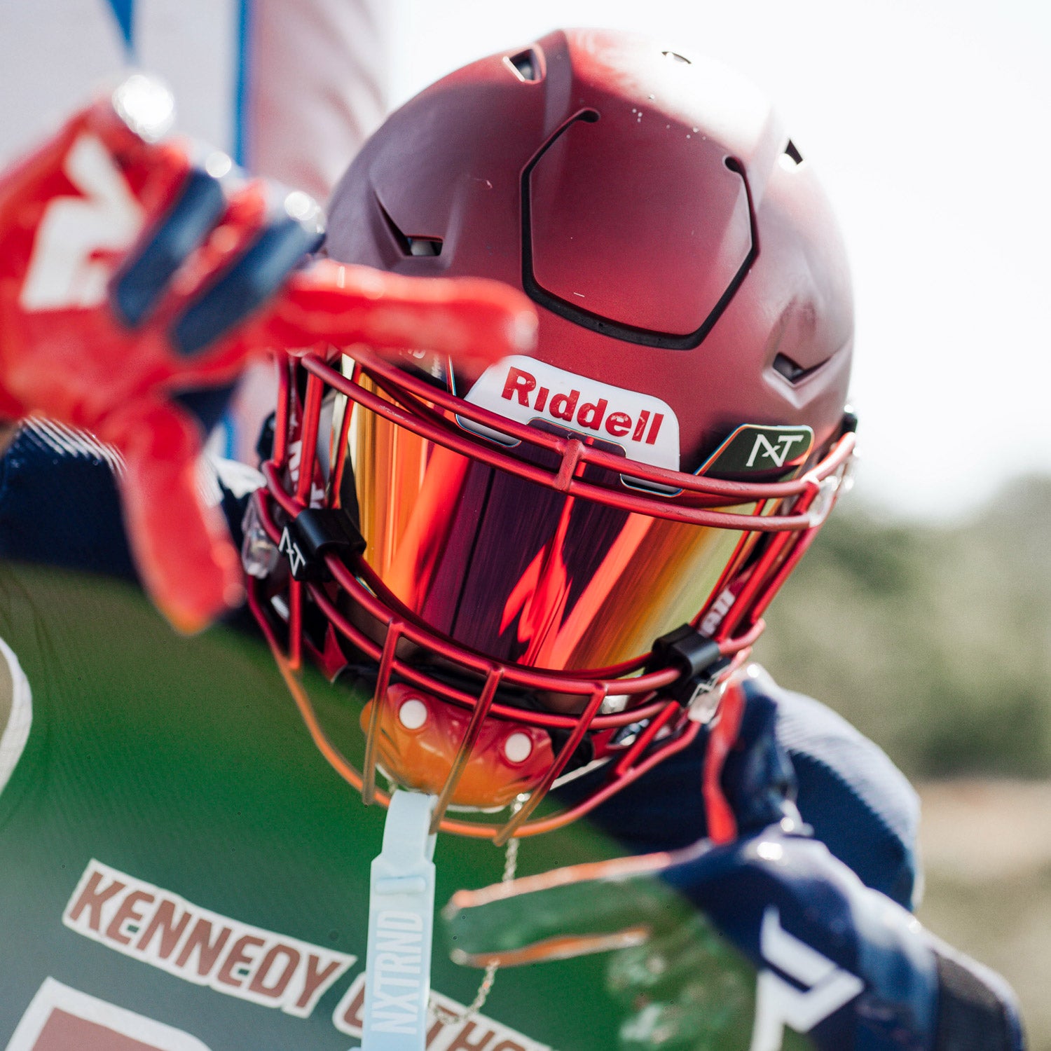 NXTRND VZR1® Football Visor Red